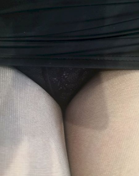 年轻的小婊_超清完整视频观看